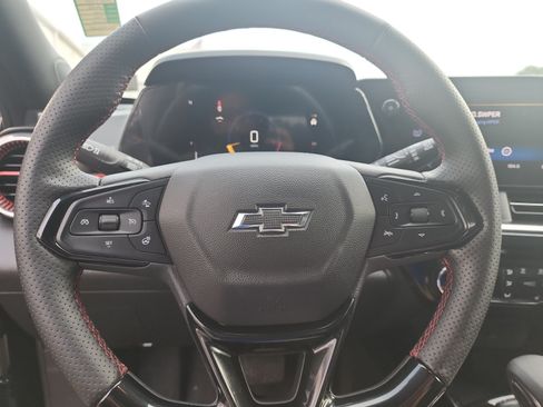 Used 2025 Chevrolet Trax RS w/ Driver Confidence Package FWD image 12