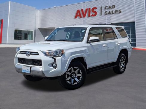 Used 2024 Toyota 4Runner TRD Off-Road Premium image 1