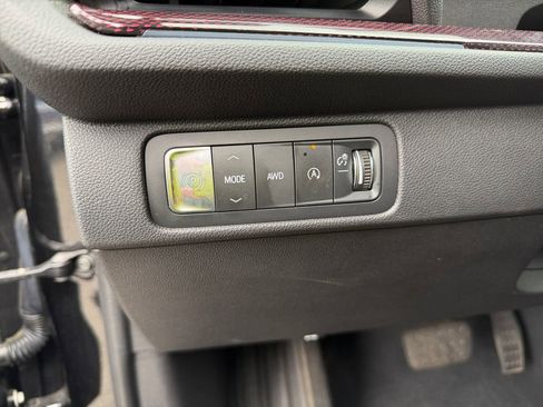 Used 2024 Chevrolet Traverse Z71 w/ Enhanced Driving Package AWD/4WD image 20