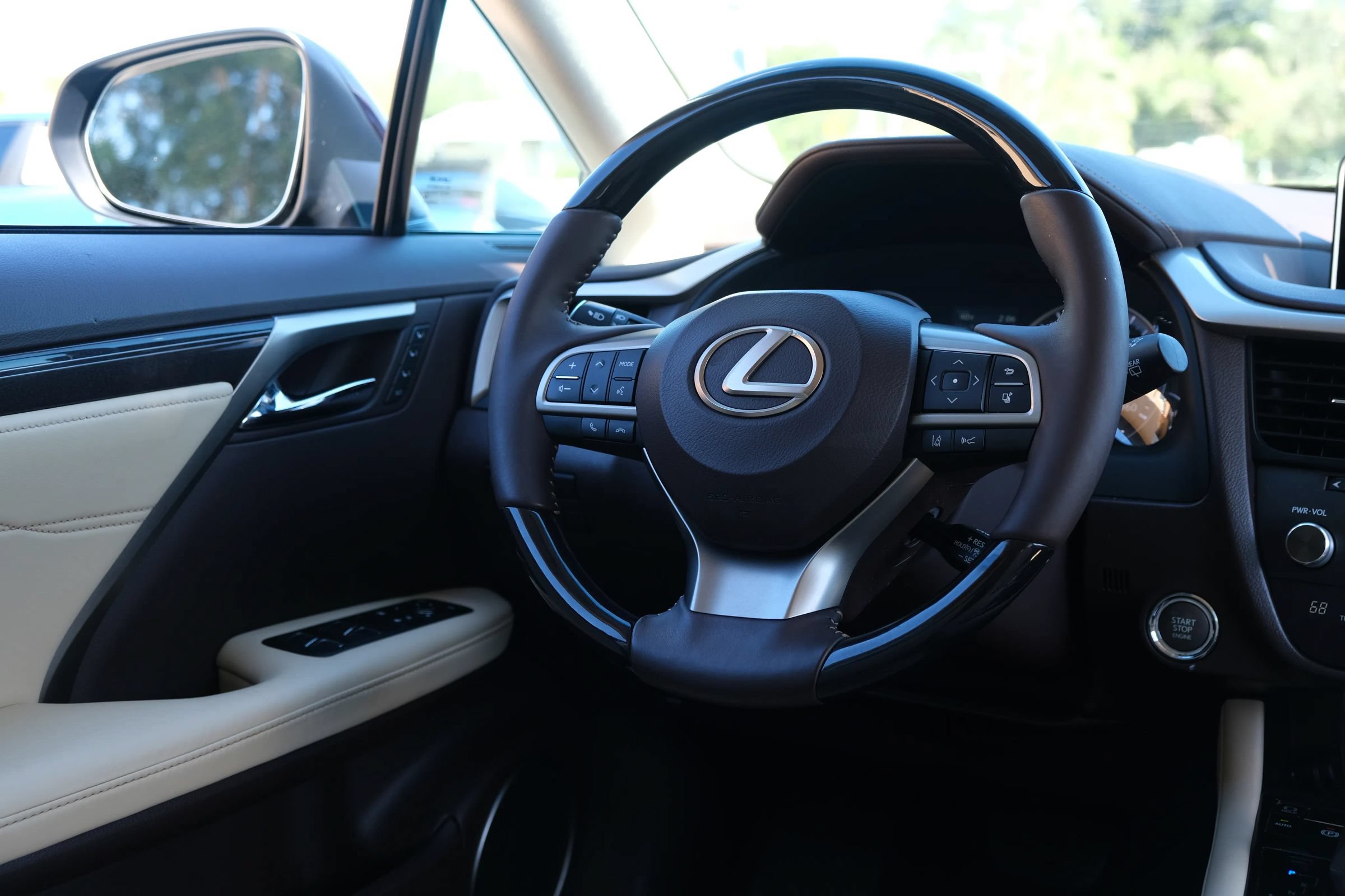 Used 2017 Lexus RX 350 FWD w/ Luxury Package image 28