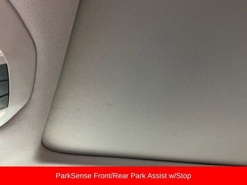 Used 2017 Chrysler Pacifica Limited w/ UConnect Theater Package image 36