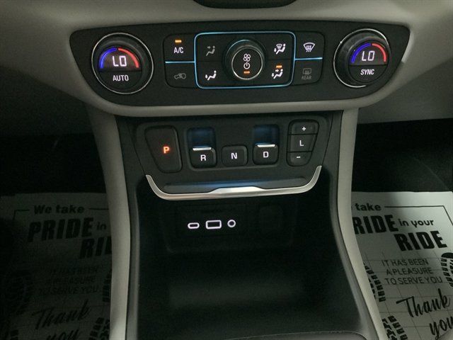 Used 2020 GMC Terrain SLT w/ Preferred Package AWD/4WD image 33