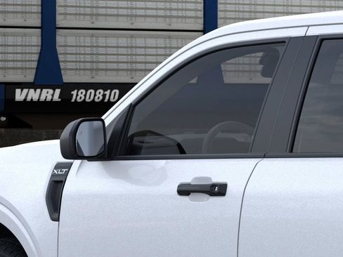 New 2025 Ford Maverick XLT image 21