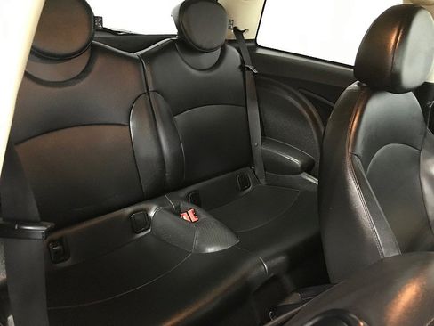Used 2013 MINI Cooper Hardtop FWD image 16