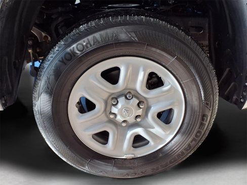 Used 2023 Toyota Tundra SR image 3