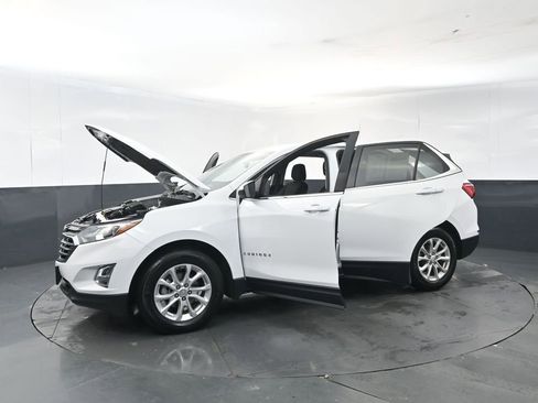 Used 2019 Chevrolet Equinox LT FWD image 27
