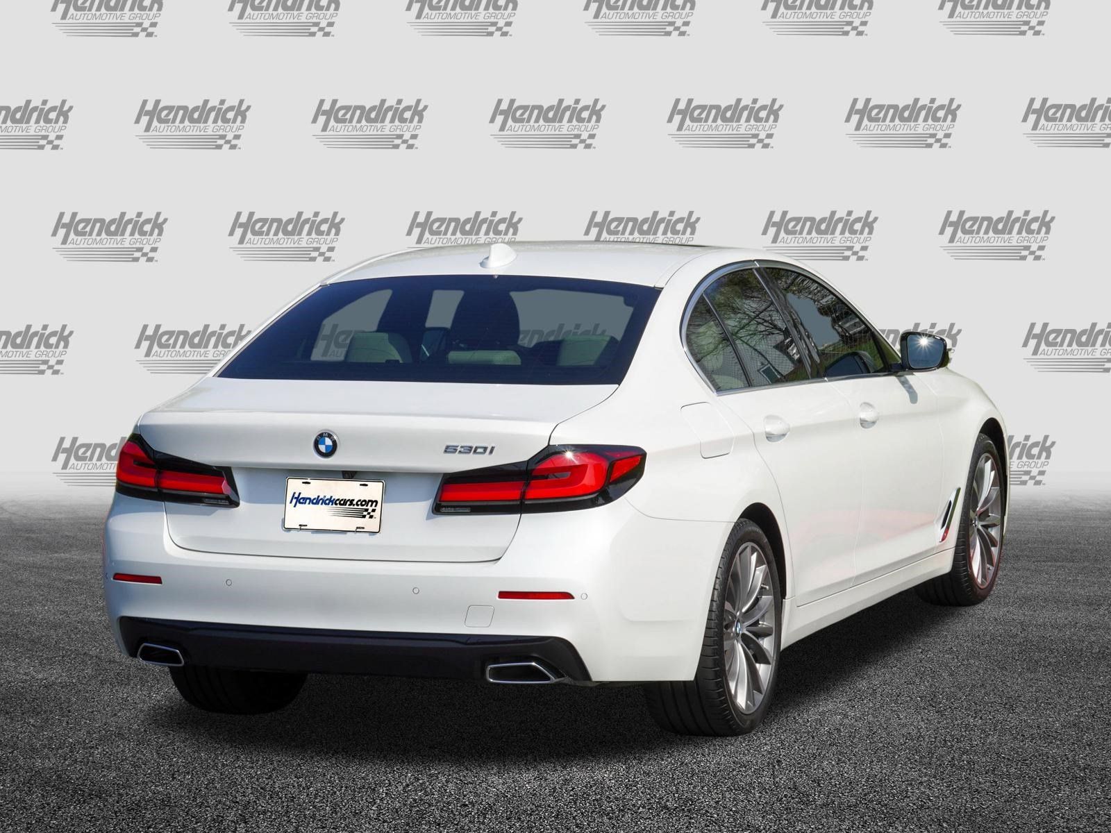 Used 2023 BMW 530i w/ Premium Package RWD image 8