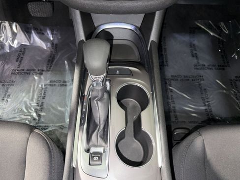 Used 2022 Chevrolet Malibu LT image 23