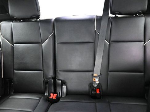 Used 2023 Cadillac Escalade Premium Luxury w/ Performance Package image 14