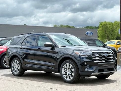 New 2026 Ford Explorer Active w/ Active Comfort Package AWD/4WD image 36
