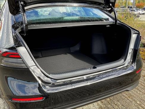 New 2025 Honda Accord LX image 23