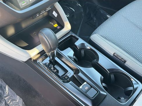 Used 2026 Subaru Forester Premium image 29