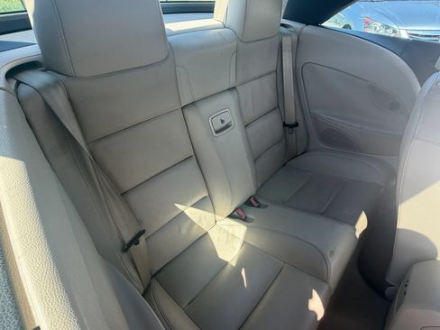 Used 2008 Volkswagen Eos Lux FWD image 9