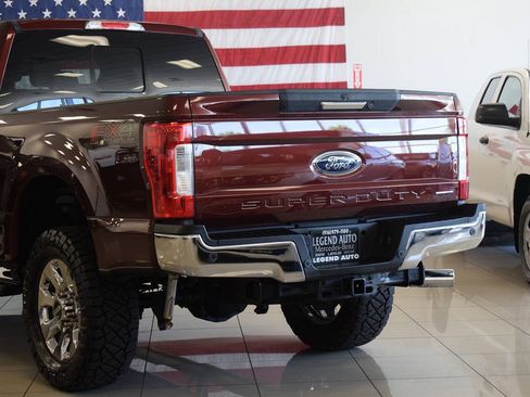 Used 2017 Ford F250 Lariat w/ Chrome Package AWD/4WD image 32