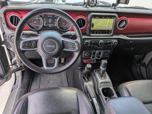 Used 2022 Jeep Gladiator Rubicon w/ Trailer Tow Package AWD/4WD image 15