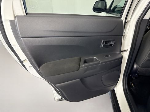 Used 2021 Mitsubishi Outlander Sport ES image 25