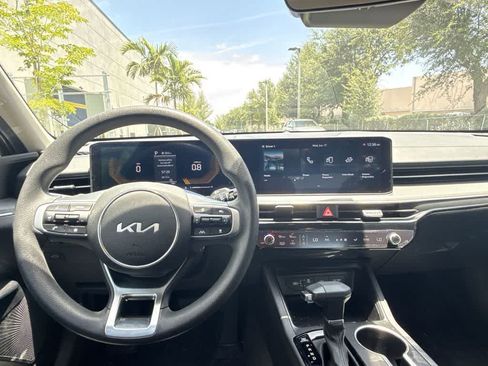 Certified 2026 Kia K5 LXS FWD image 17