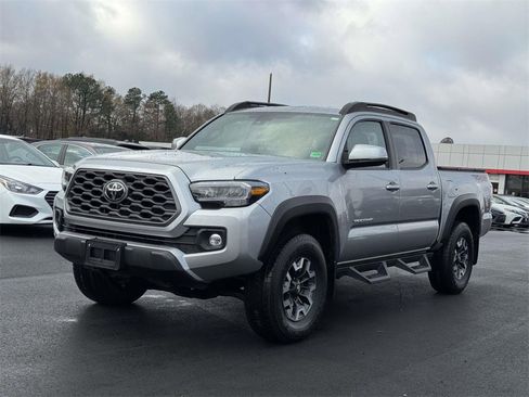 Used 2023 Toyota Tacoma TRD Off-Road image 24