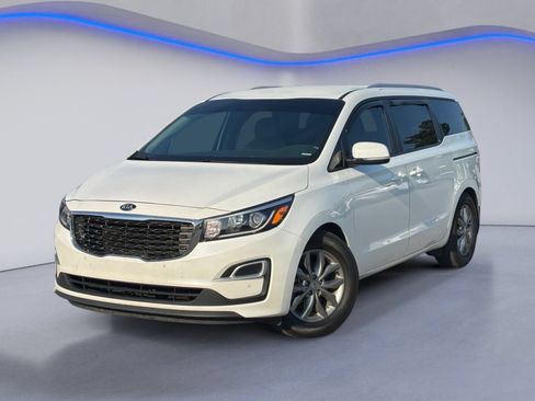 Used 2019 Kia Sedona EX FWD image 2
