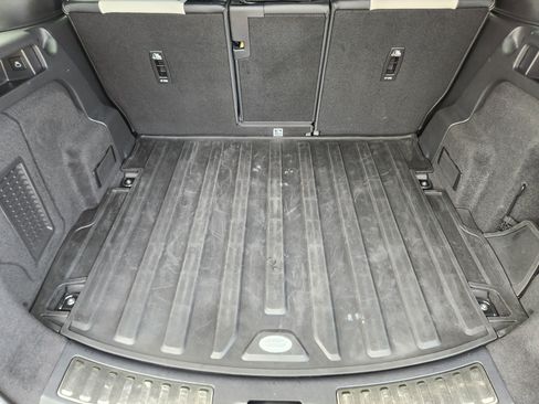 Used 2023 Land Rover Discovery Sport S R-Dynamic AWD/4WD image 36
