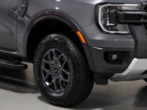 Used 2024 Ford Ranger XLT w/ FX4 Off-Road Package AWD/4WD image 41