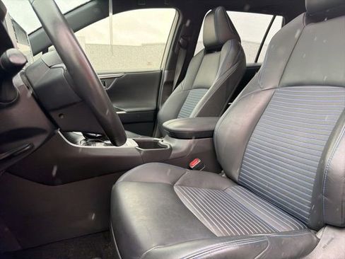 Used 2022 Toyota RAV4 XSE w/ XSE Grade Weather Package AWD/4WD image 15