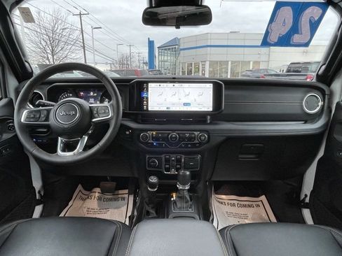 Used 2024 Jeep Wrangler Unlimited Sahara w/ Safety Group image 3