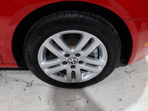 Used 2014 Volkswagen Jetta TDI FWD image 36