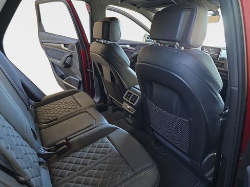 Used 2018 Audi SQ5 Prestige w/ Prestige Package AWD/4WD image 13