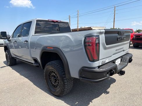 Used 2024 GMC Sierra 2500 AT4X w/ AT4X AEV Edition AWD/4WD image 7
