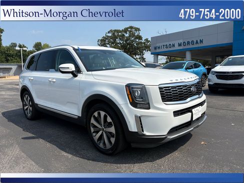 Used 2020 Kia Telluride EX w/ EX Premium Package AWD/4WD image 3