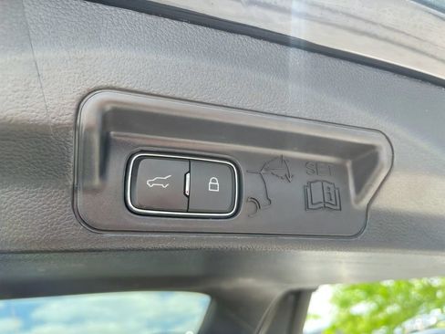 Used 2025 Ford Explorer ST-Line AWD/4WD image 28