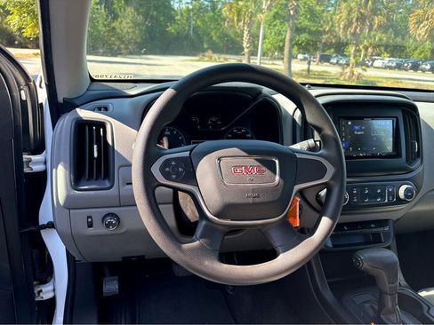 Used 2017 GMC Canyon W/T w/ Convenience Package RWD image 11