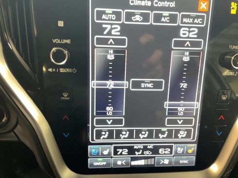 Used 2023 Subaru Outback Touring XT AWD/4WD image 10