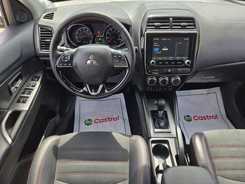 Used 2025 Mitsubishi Outlander Sport AWD image 11