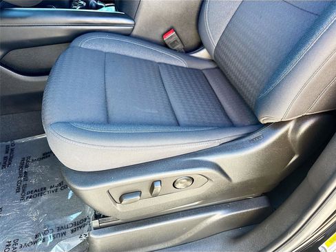 Used 2025 Chevrolet Tahoe LS image 20