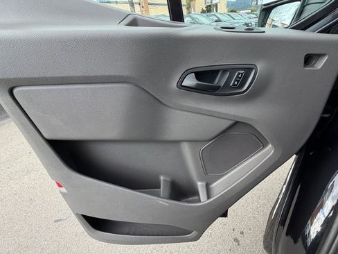 Used 2024 Ford Transit 350 XLT image 18