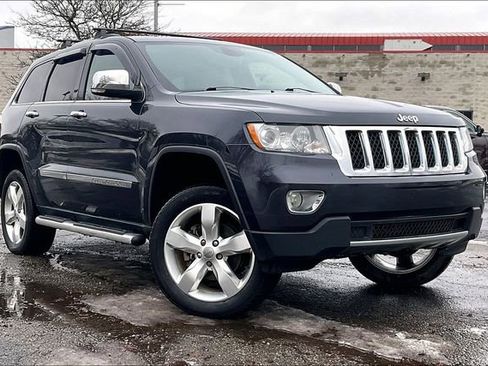 Used 2012 Jeep Grand Cherokee Overland w/ Mopar Chrome Edition Group image 34