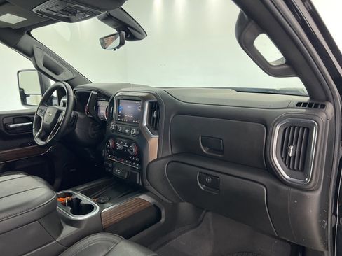 Used 2023 Chevrolet Silverado 2500 High Country w/ Technology Package image 25