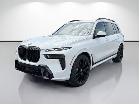 New 2027 BMW X7 xDrive40i w/ M Sport Package AWD/4WD image 7