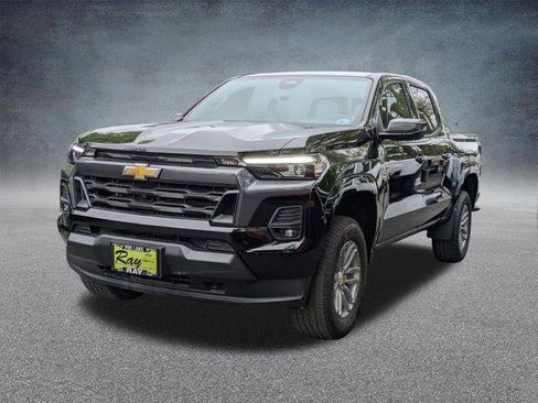 New 2026 Chevrolet Colorado LT w/ LT Convenience Package AWD/4WD image 8