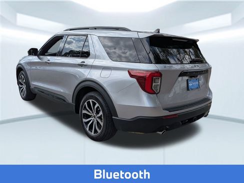 Used 2024 Ford Explorer ST-Line w/ Class IV Trailer Tow Package image 4