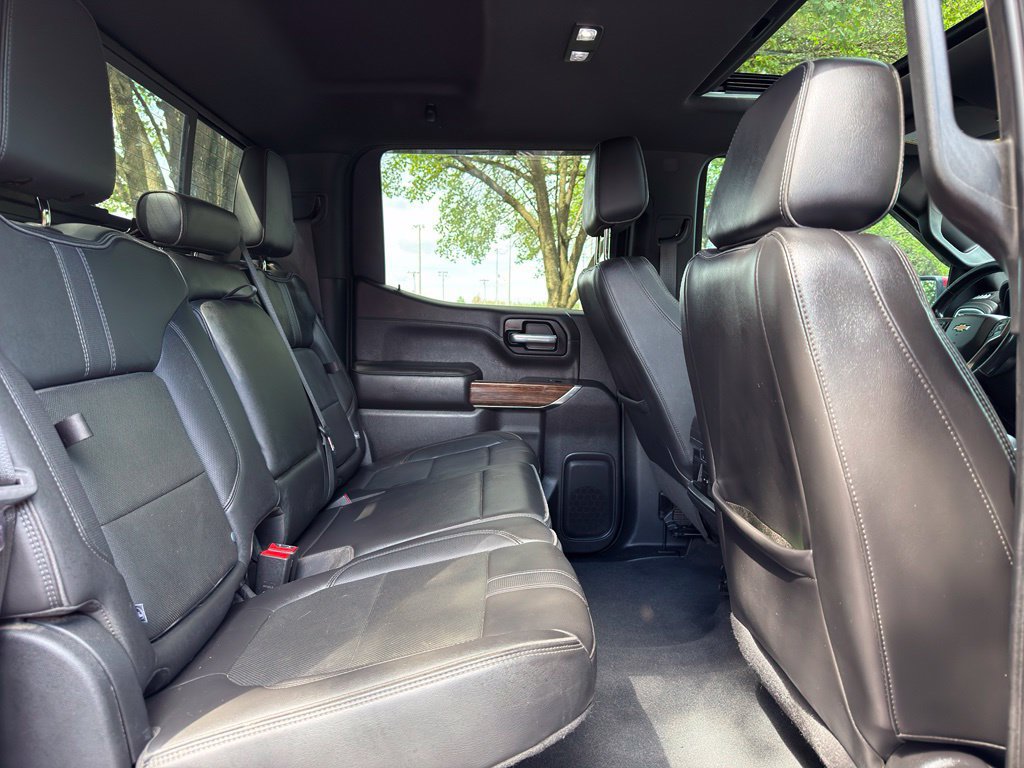 Used 2021 Chevrolet Silverado 1500 High Country w/ Technology Package AWD/4WD image 30
