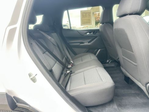 Used 2025 Chevrolet Equinox LT image 39