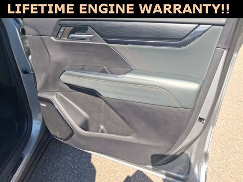 Used 2024 GMC Acadia AT4 w/ LPO, Floor Liner Package image 26