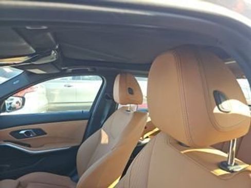 Used 2025 BMW 330i xDrive Sedan w/ M Sport Package image 5