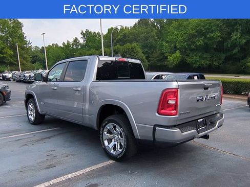 Certified 2025 RAM 1500 Big Horn AWD/4WD image 3