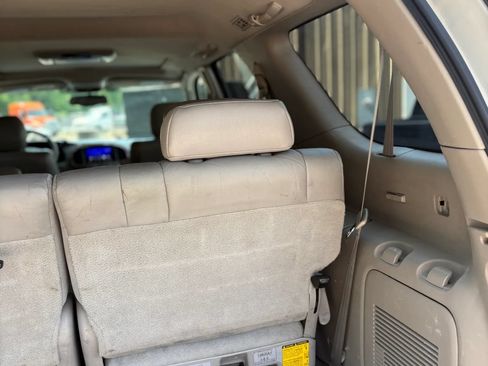 Used 2006 Toyota Sequoia Limited AWD/4WD image 24