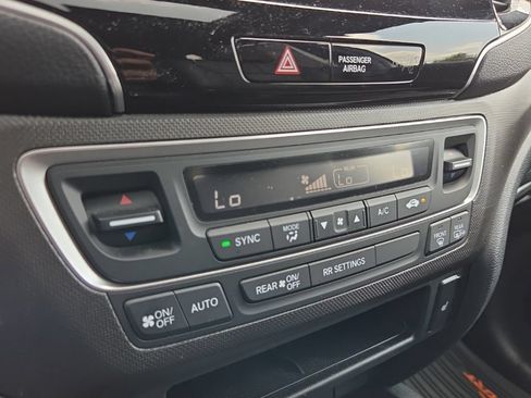 Used 2023 Honda Passport TrailSport image 26