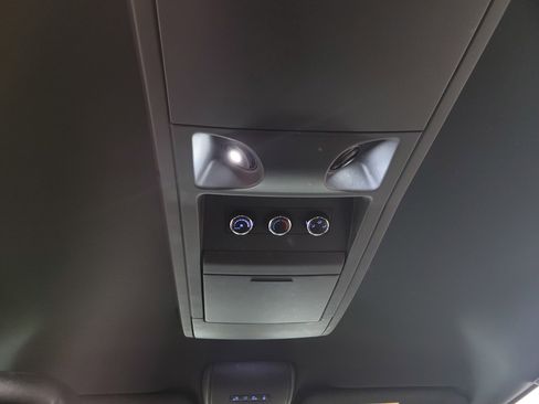 Used 2018 Dodge Grand Caravan GT image 21